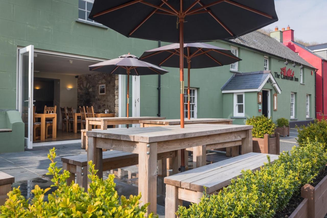 The Cambrian Inn Solva Extérieur photo
