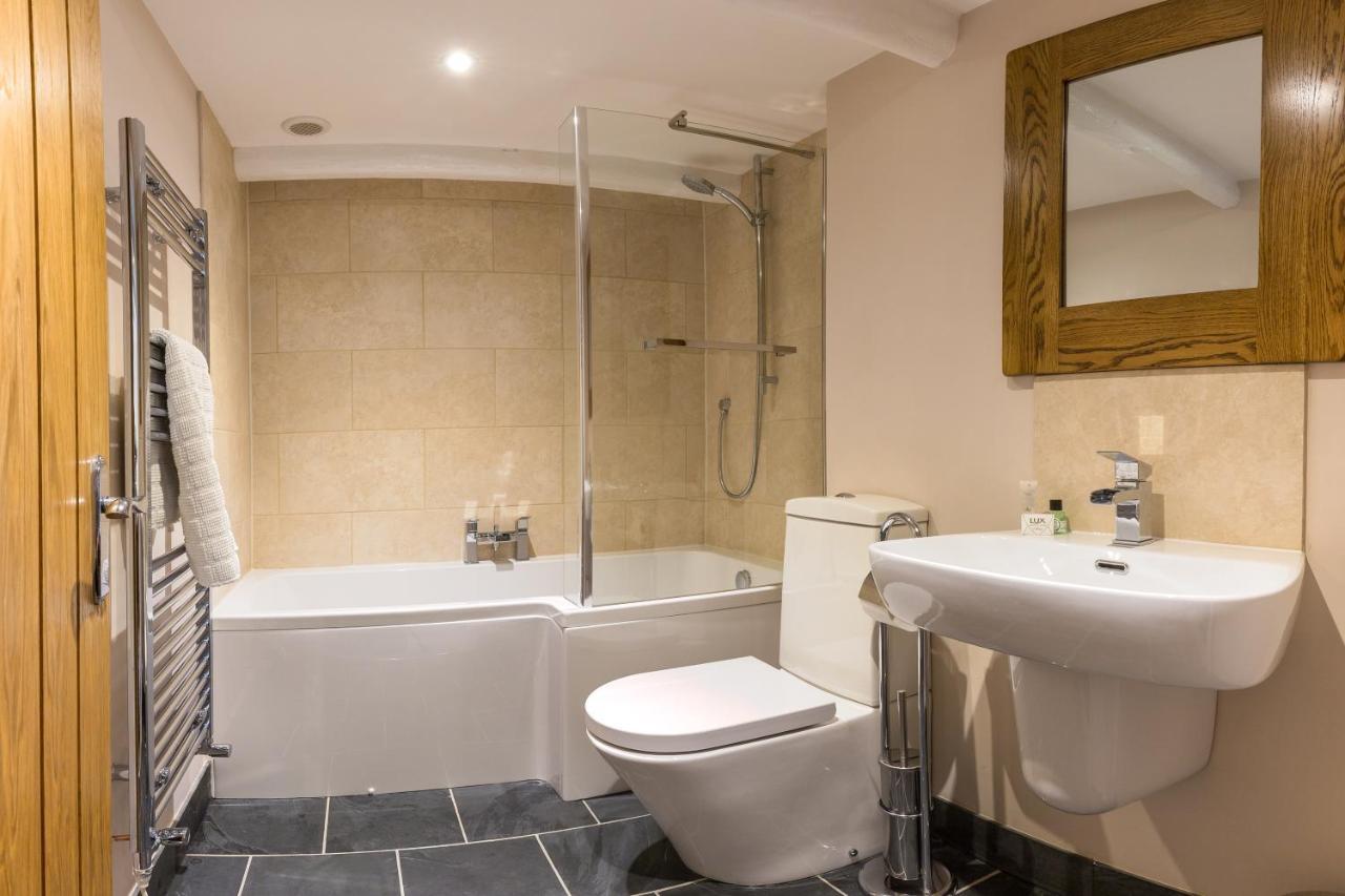 The Cambrian Inn Solva Extérieur photo