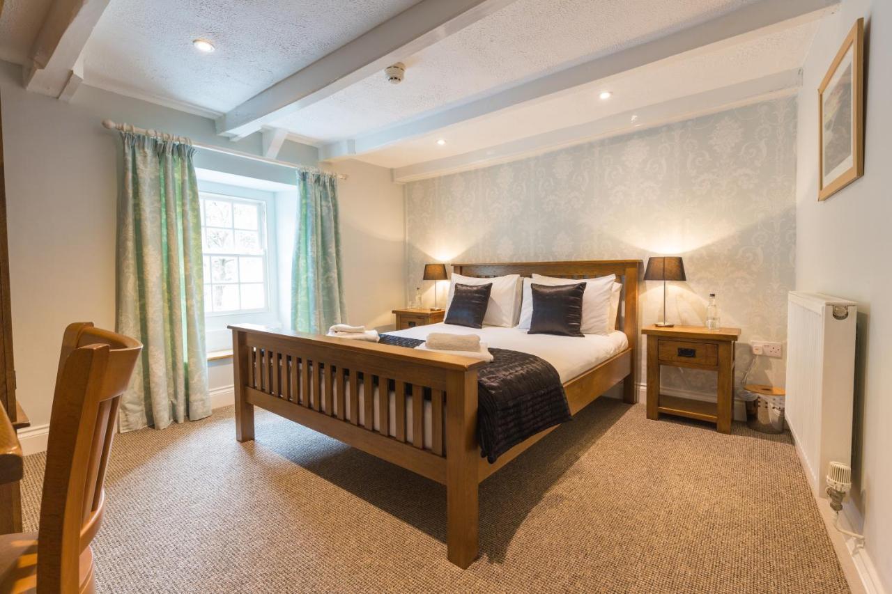 The Cambrian Inn Solva Extérieur photo
